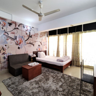 Deluxe Twin 2 Adults